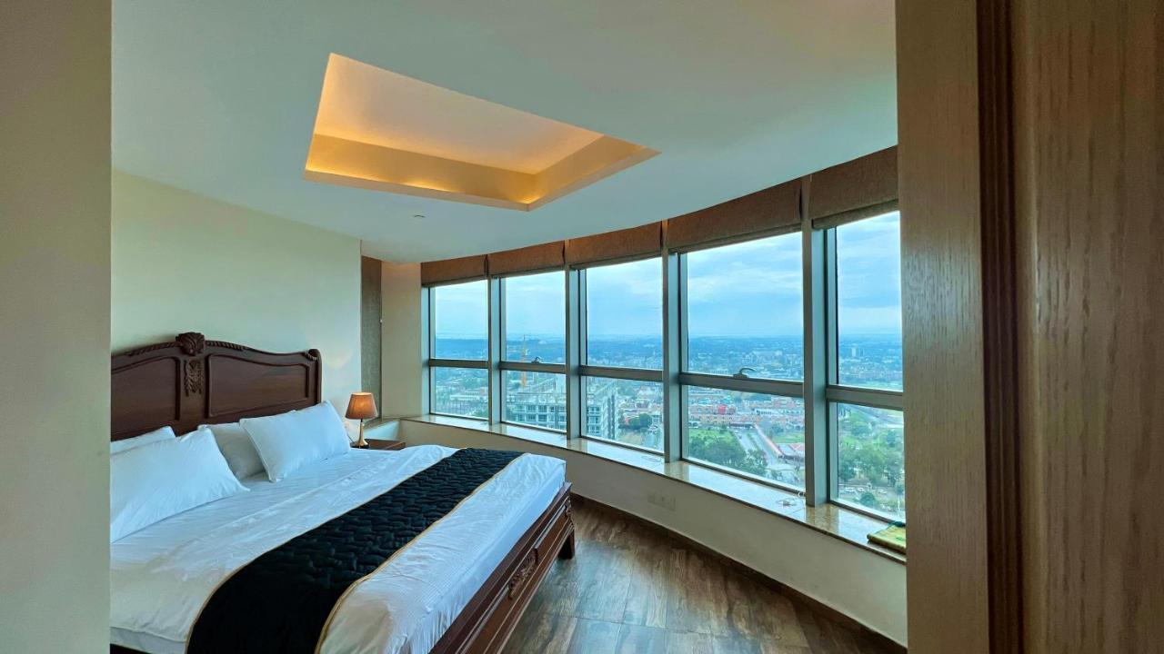 Centaurus Apartment Ісламабад Екстер'єр фото